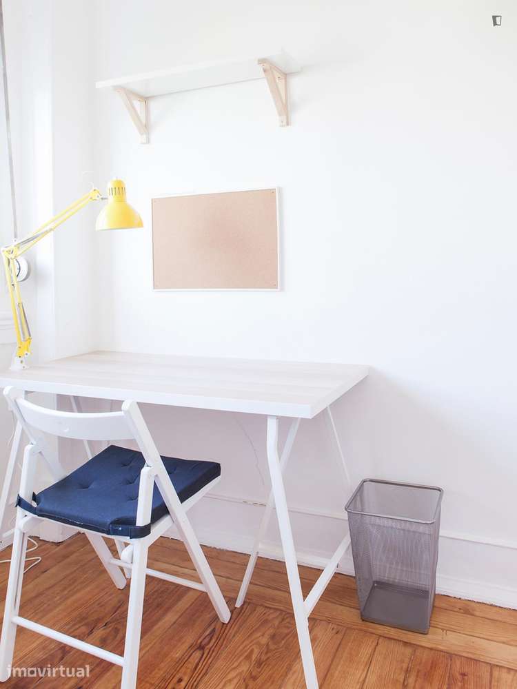 Quarto - localizado em São Sebastião Lisbon - Grande imagem: 3/14