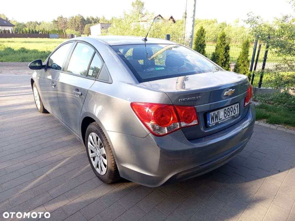 Chevrolet Cruze - 3