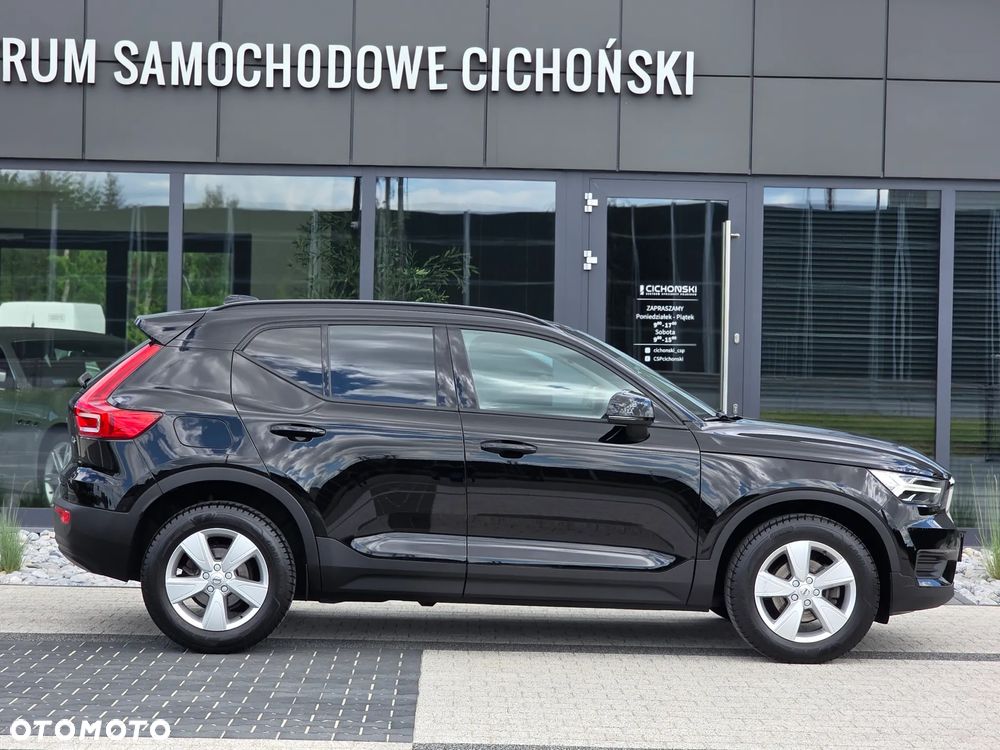 Volvo XC 40 T3 Momentum Pro - 39