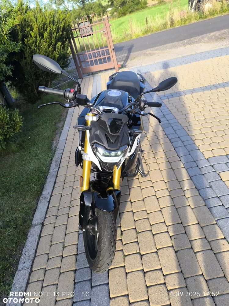 BMW G - 10