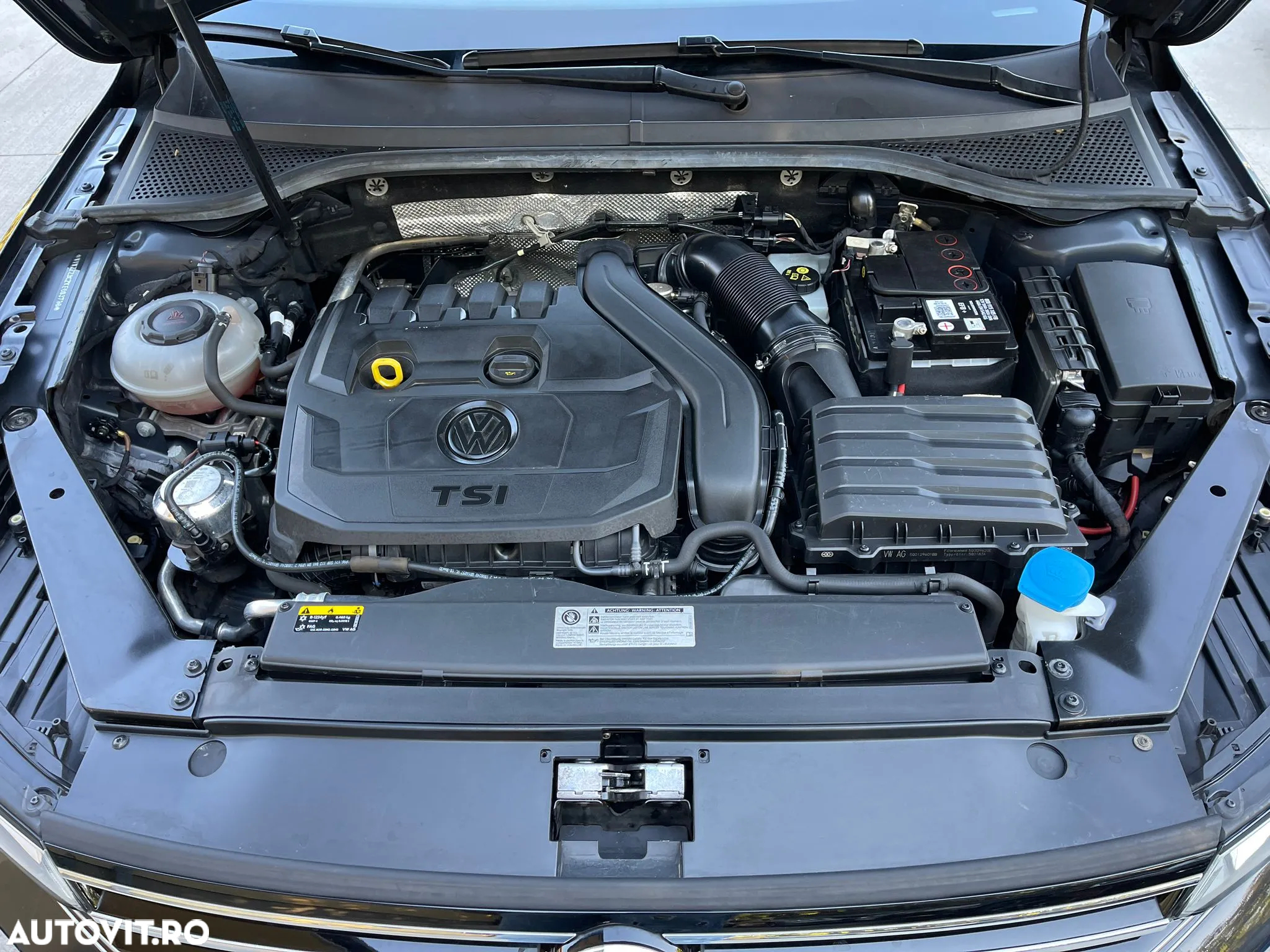 Volkswagen Passat 1.5 TSI ACT Advance - 8