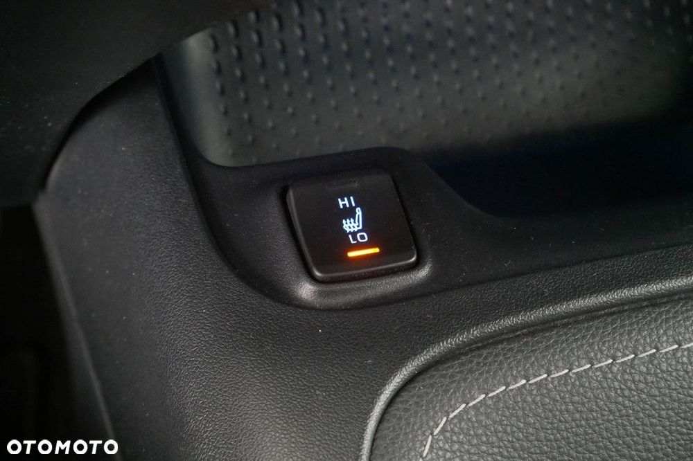 Toyota Corolla 1.8 Hybrid Comfort - 24