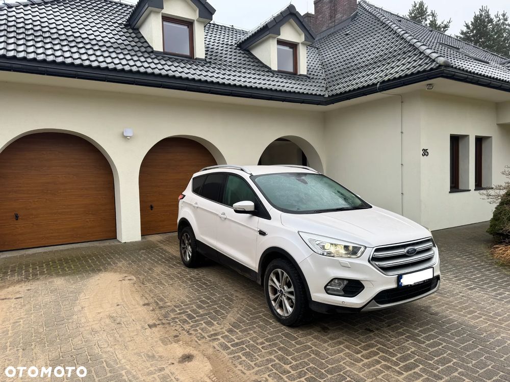 Ford Kuga - 2