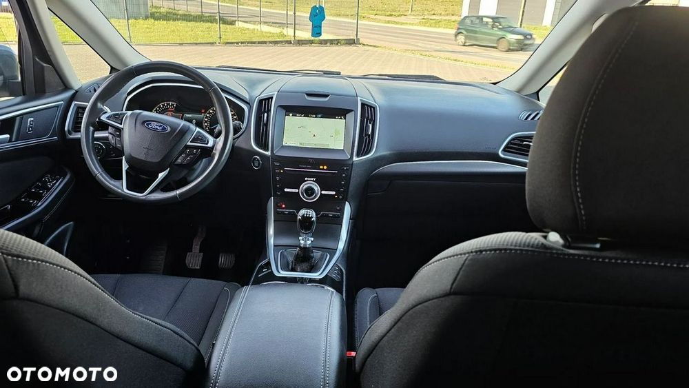 Ford S-Max - 30