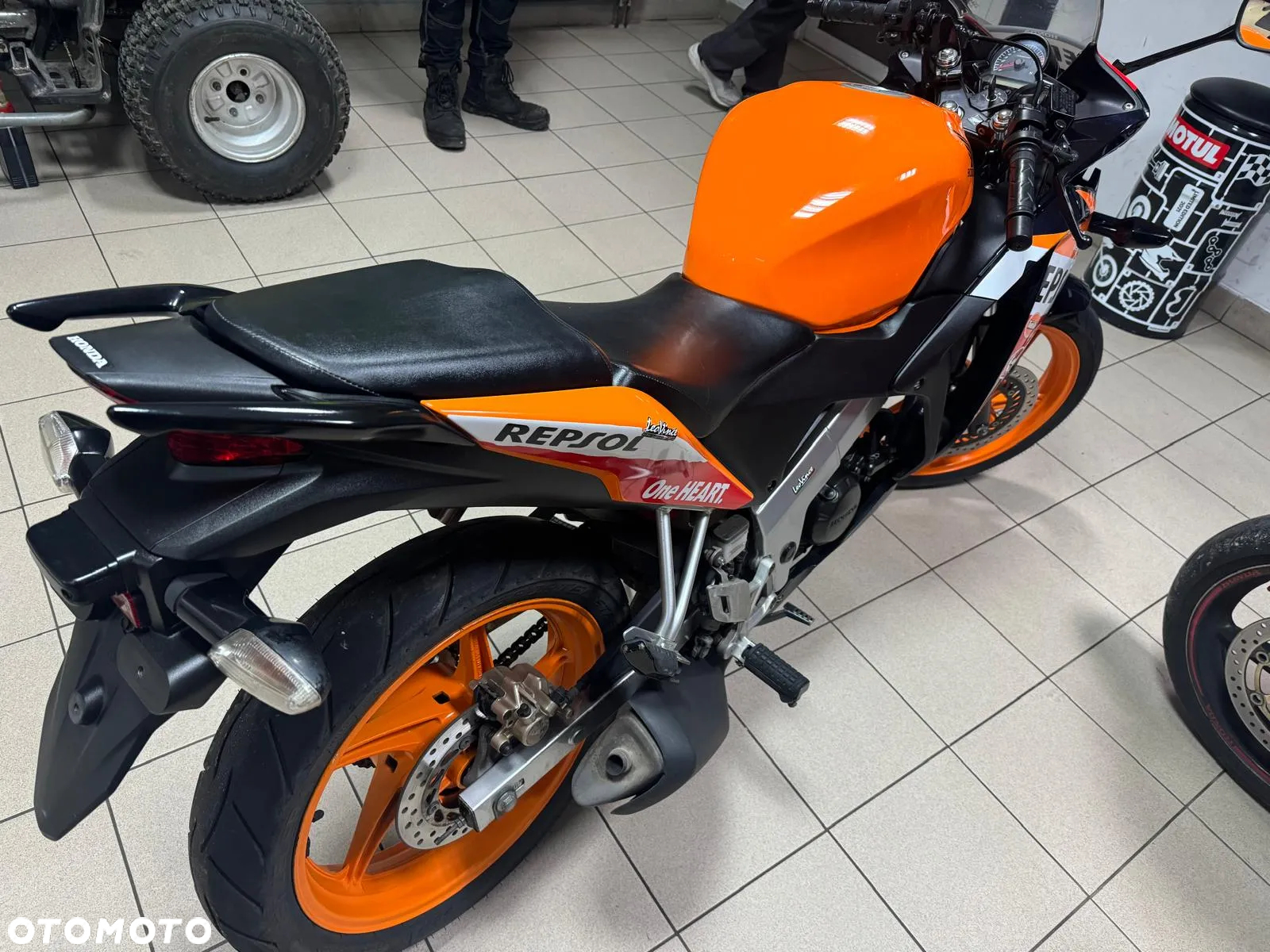 Honda CBR - 3