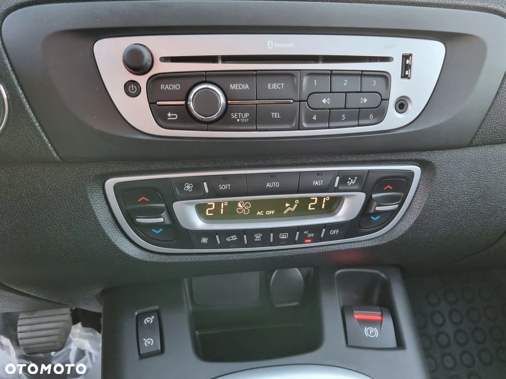 Renault Scenic - 22