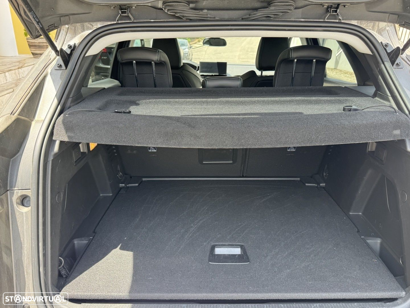Peugeot 3008 1.2 PureTech Allure EAT8 - 6