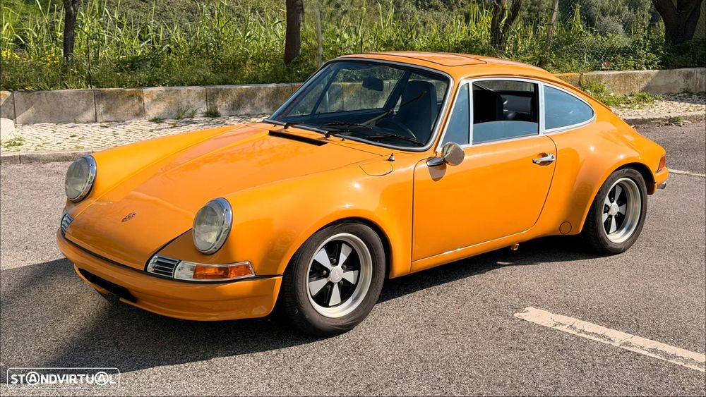 Porsche 911 Série F - 3