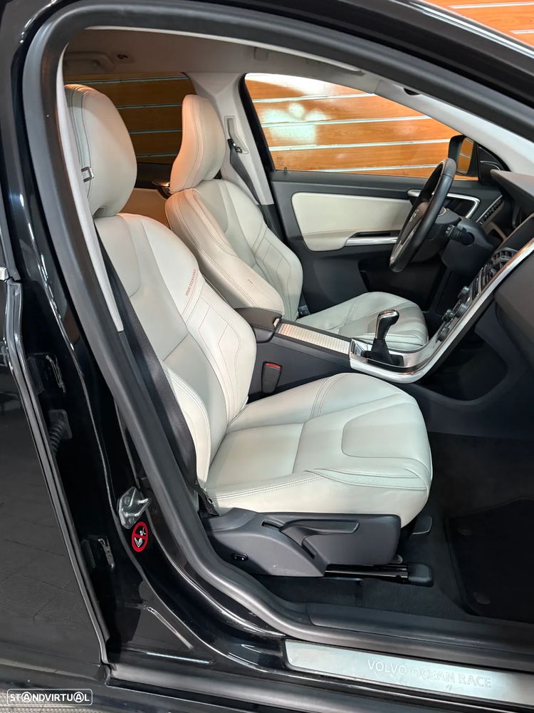 Volvo XC 60 D3 Ocean Race - 11