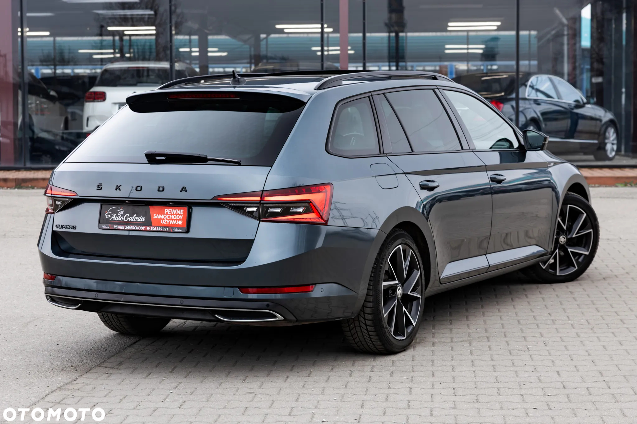 Skoda Superb 2.0 TDI DSG Sportline - 9