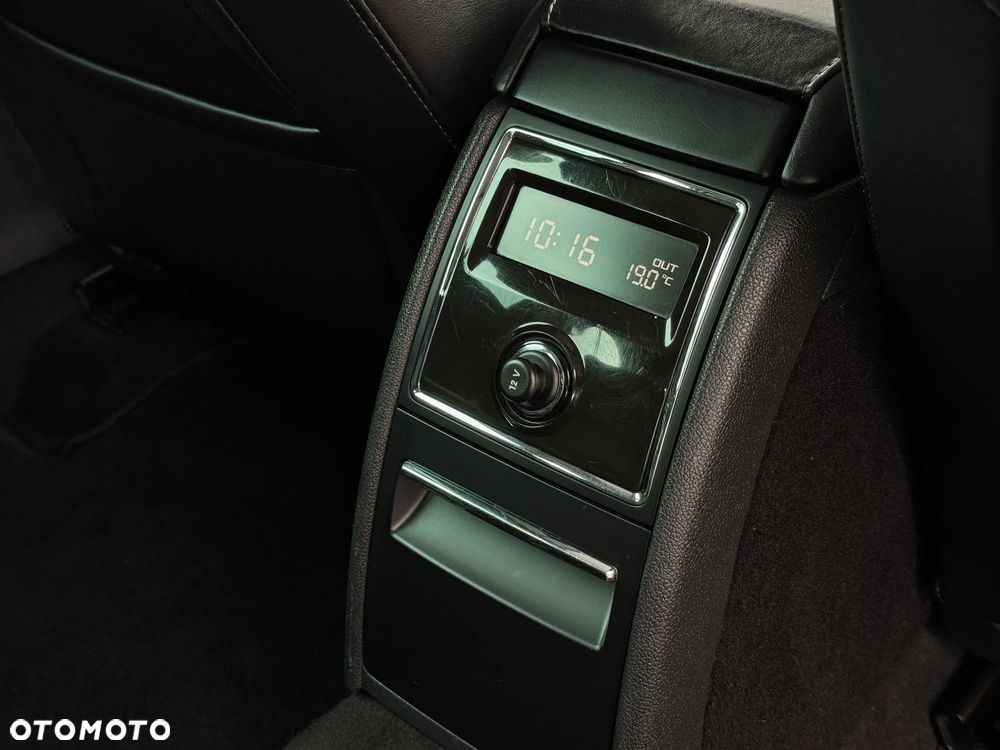 Skoda Superb 1.8 TSI Elegance DSG - 18