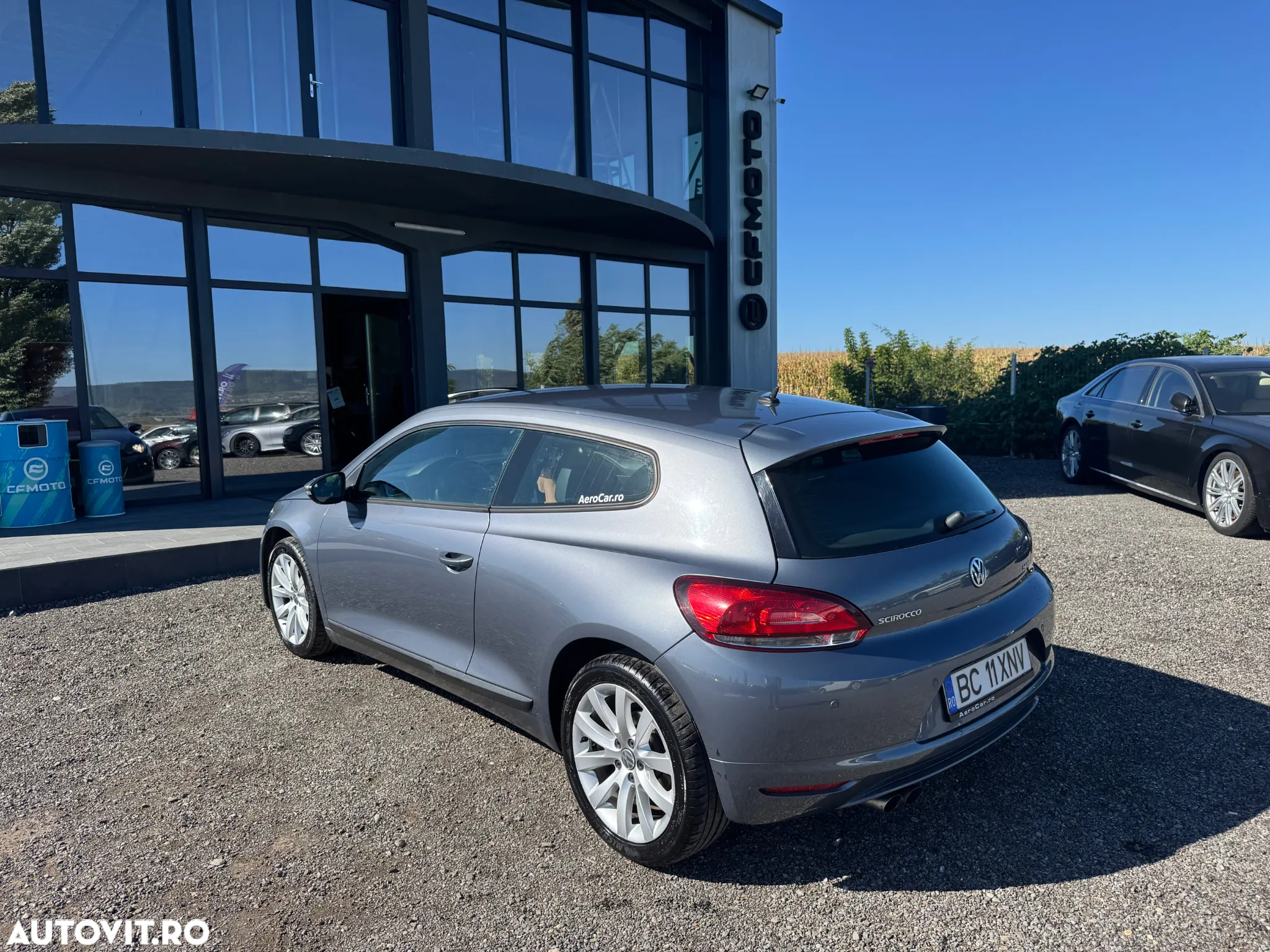 Volkswagen Scirocco 2.0 TDI DPF DSG - 9