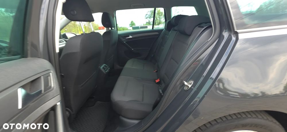 Volkswagen Golf 1.0 TSI IQ Drive - 14