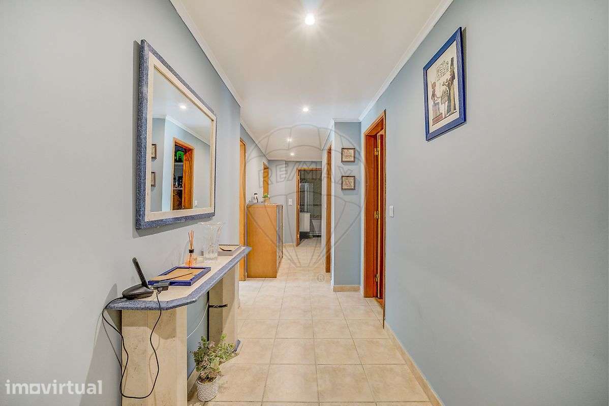 Apartamento T3 em Quinta do Conde - Grande imagem: 2/29