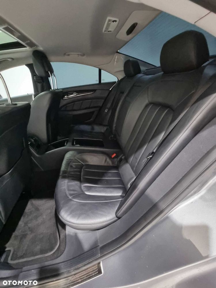 Mercedes-Benz CLS - 23