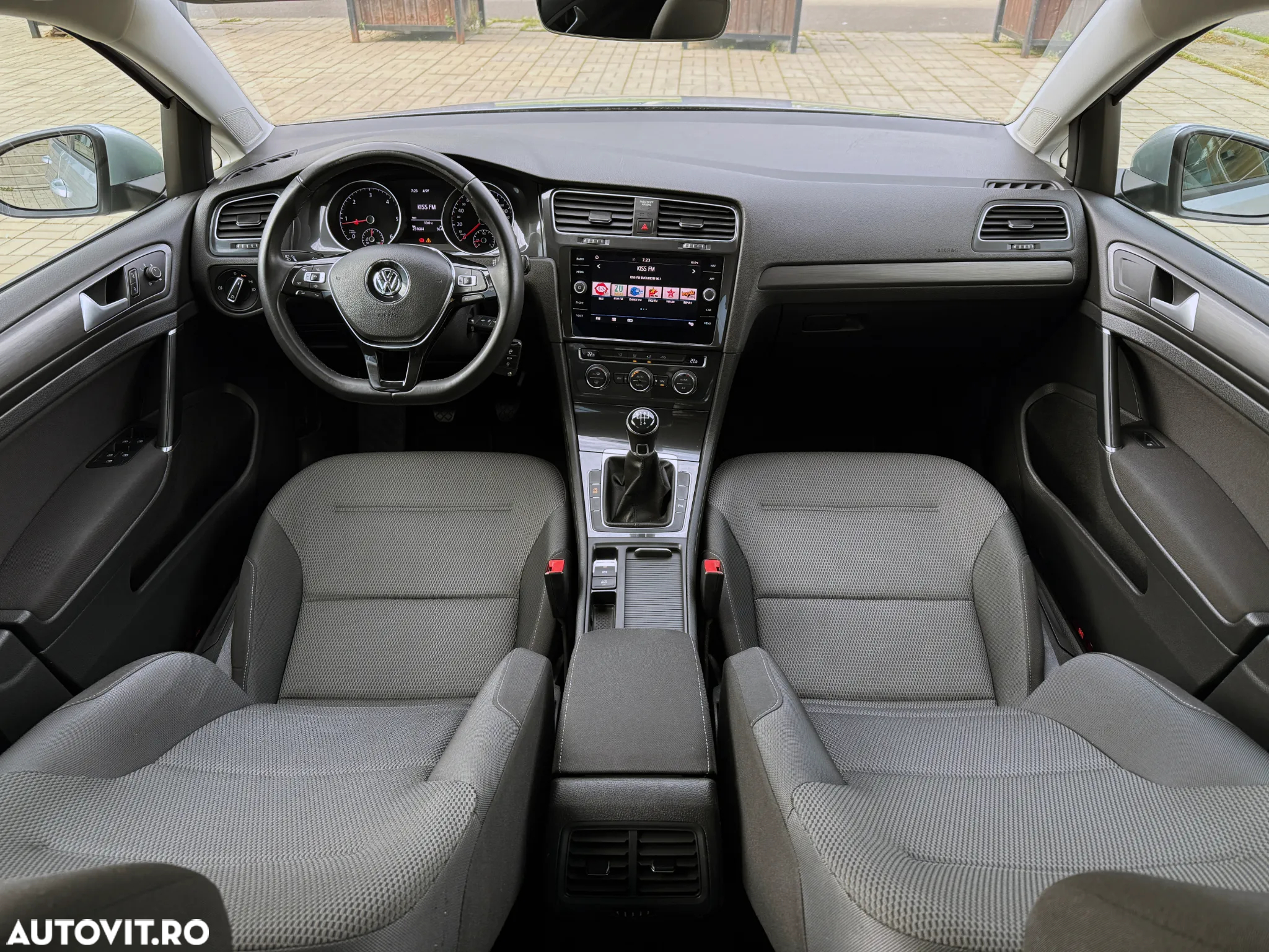 Volkswagen Golf Variant 1.6 TDI SCR Comfortline - 2