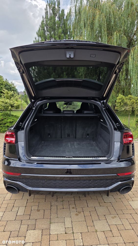 Audi RS Q8 - 7