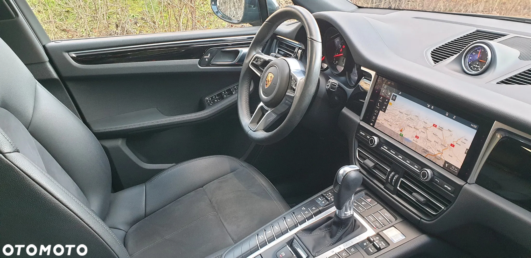 Porsche Macan Standard - 12