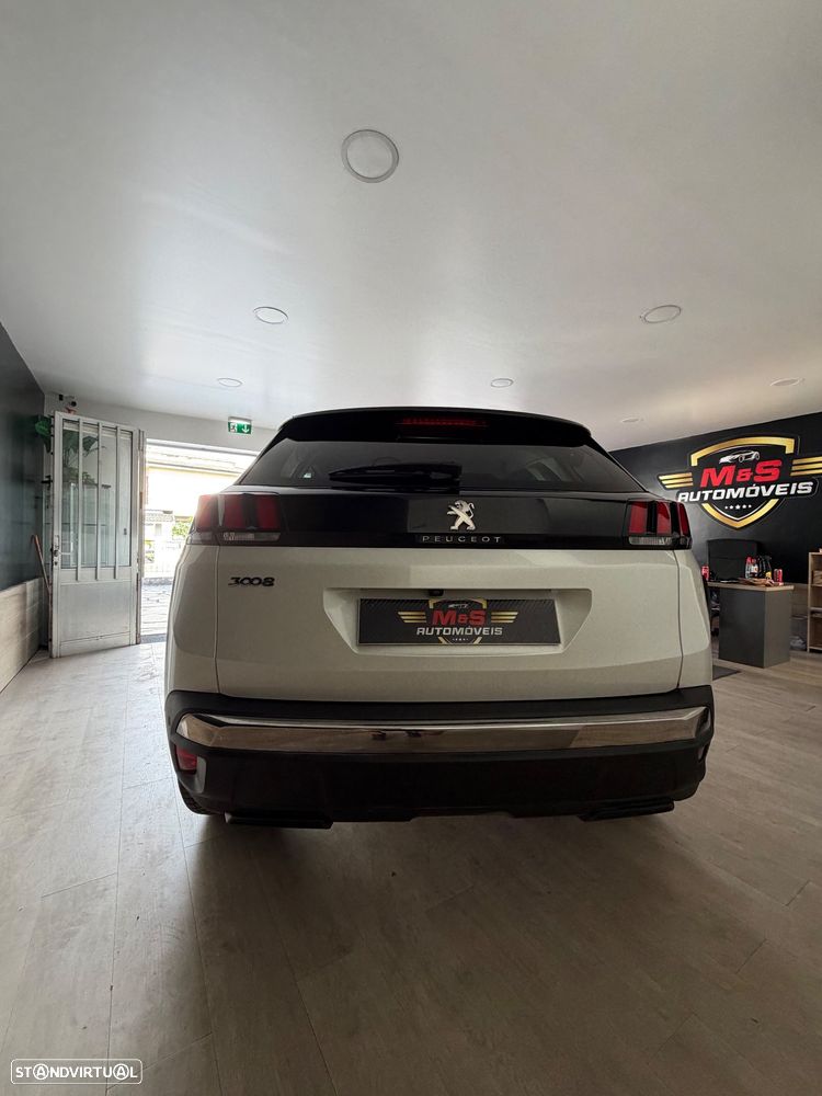 Peugeot 3008 PureTech 130 Stop & Start GPF Allure - 8