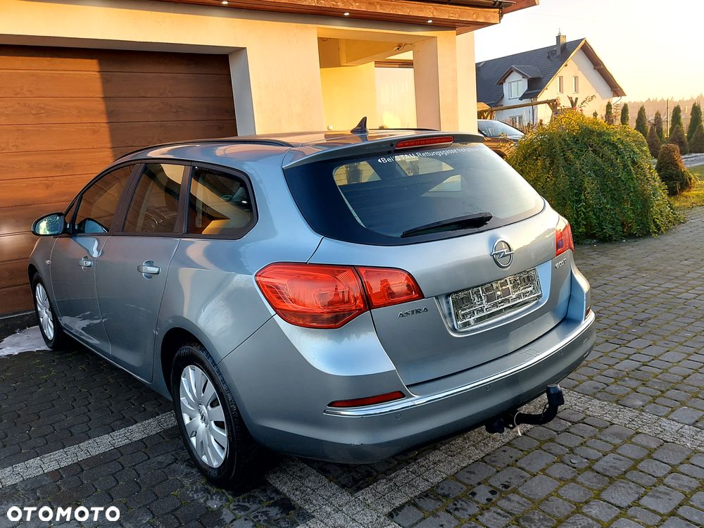 Opel Astra 1.7 CDTI DPF ecoFLEX Start/Stop Sport - 4