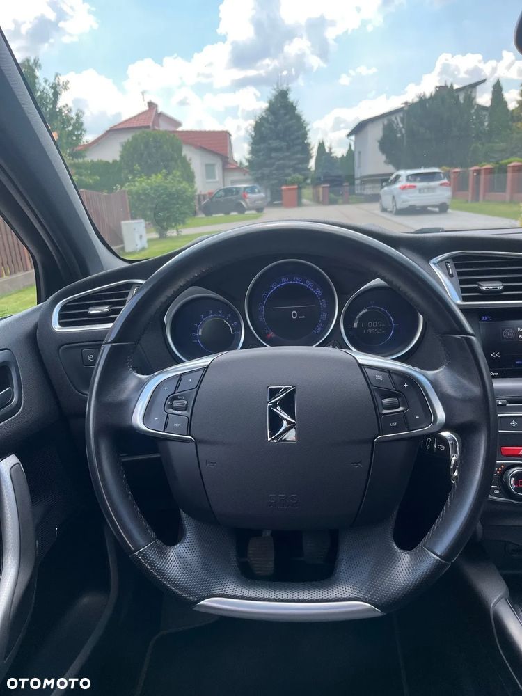 DS Automobiles DS 4 Crossback - 11