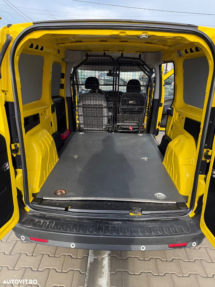 Fiat Doblo Combi 1.3 Mjet Maxi Confort - 26