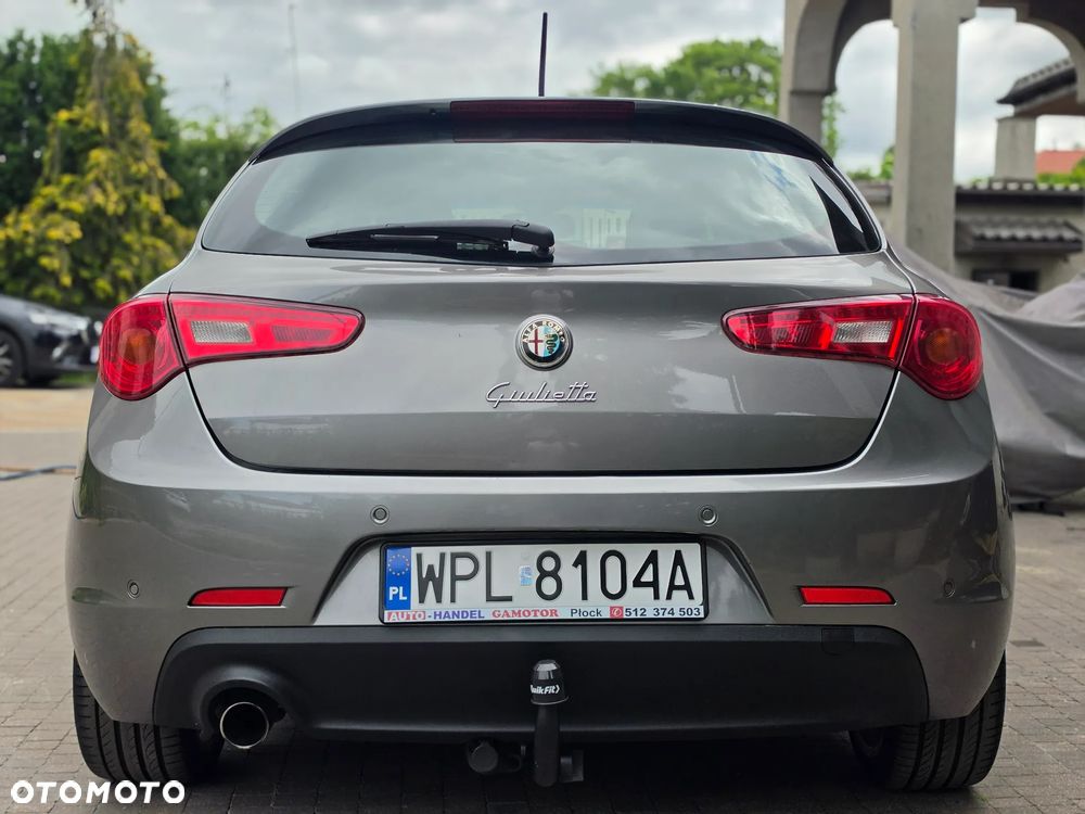 Alfa Romeo Giulietta - 8