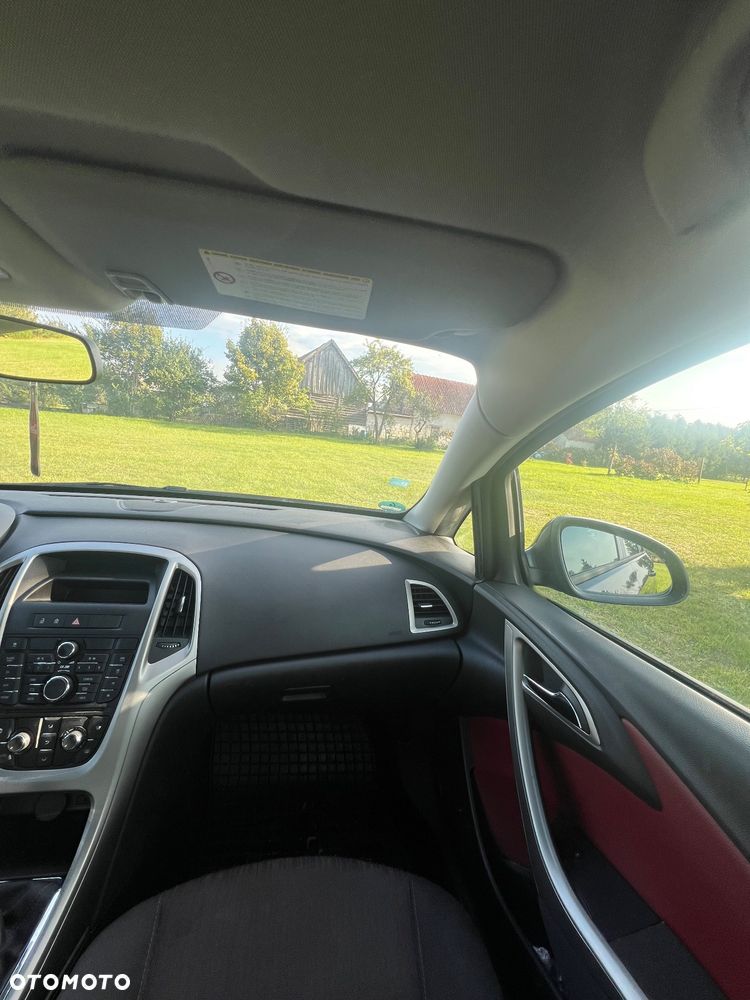 Opel Astra 1.4 Turbo Sports Tourer - 17