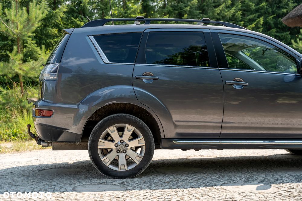 Mitsubishi Outlander 2.2 DID Intense EU5 - 9