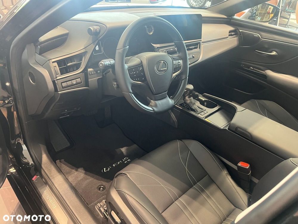 Lexus ES 300h Prestige - 10