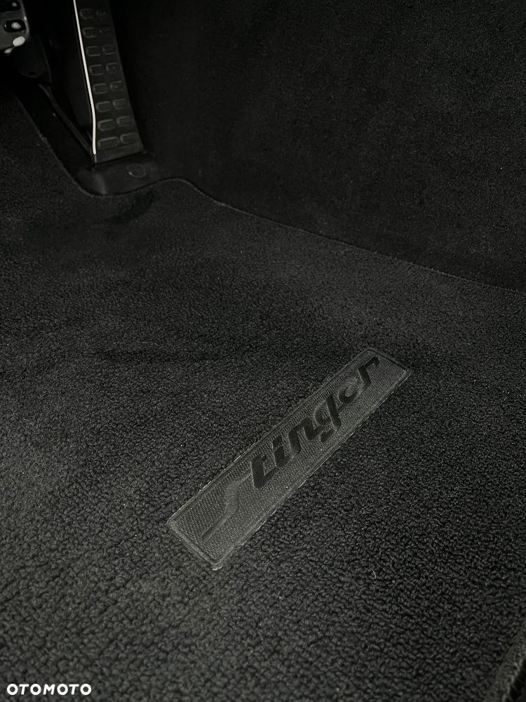 Kia Stinger 2.0 T-GDI GT Line - 19