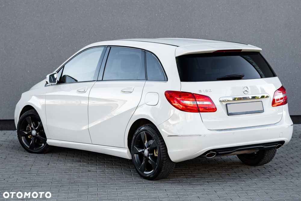 Mercedes-Benz Klasa B 180 7G-DCT - 9