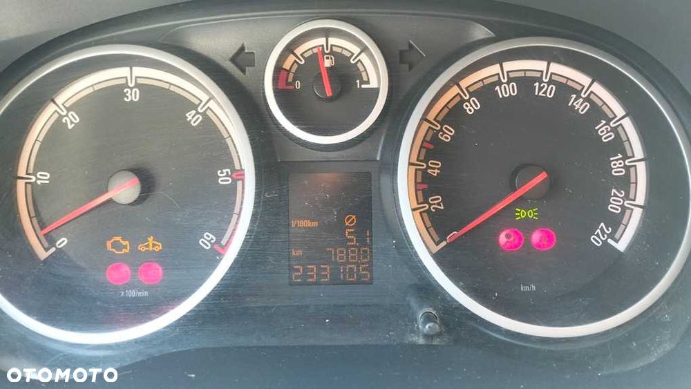 Opel Corsa - 4