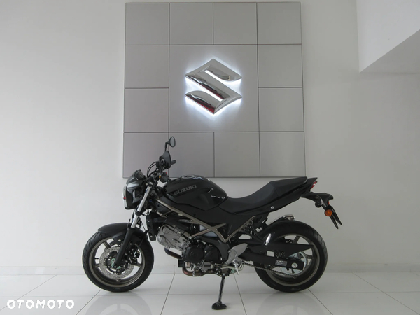 Suzuki SV