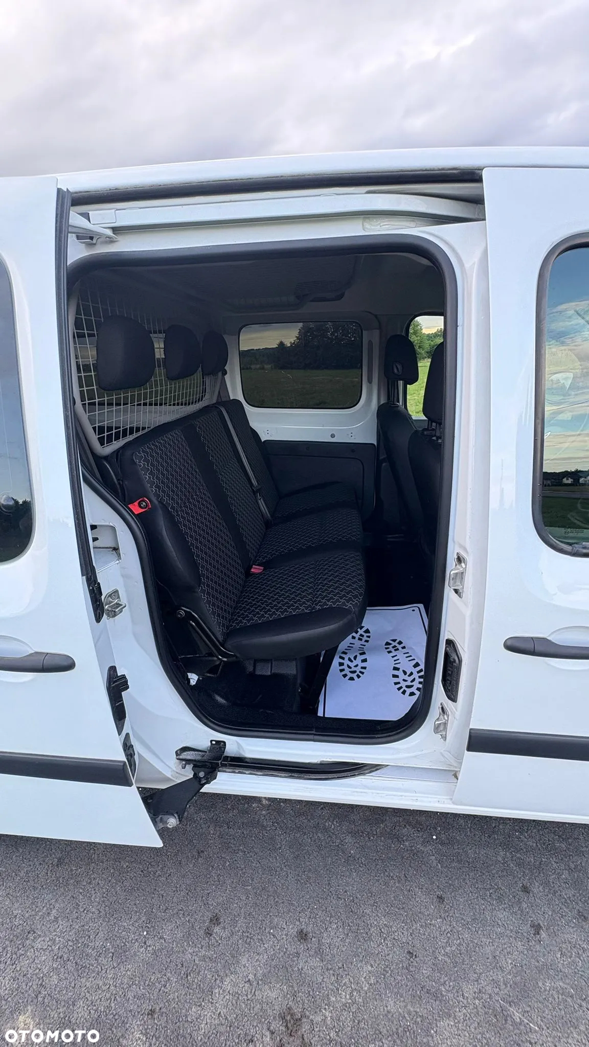 Renault Kangoo ENERGY dCi 90 FAP Start & Stop Expression - 16