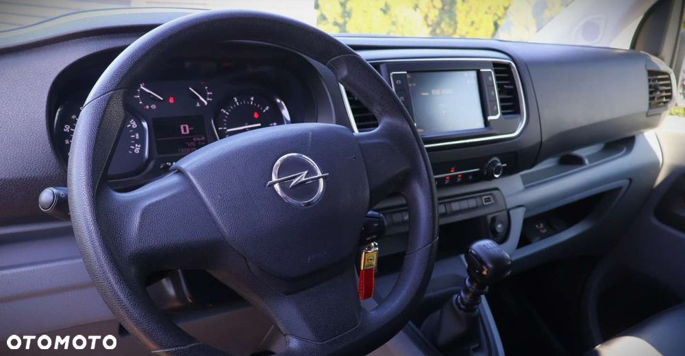 Opel Vivaro - 13