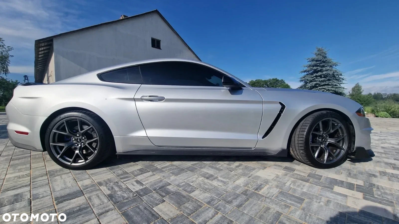 Ford Mustang - 7