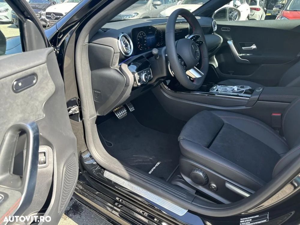 Mercedes-Benz A - 10