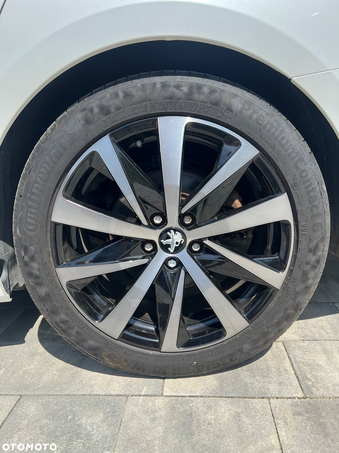 Peugeot 508 SW Plug-In Hybrid 225 e-EAT8 GT - 32
