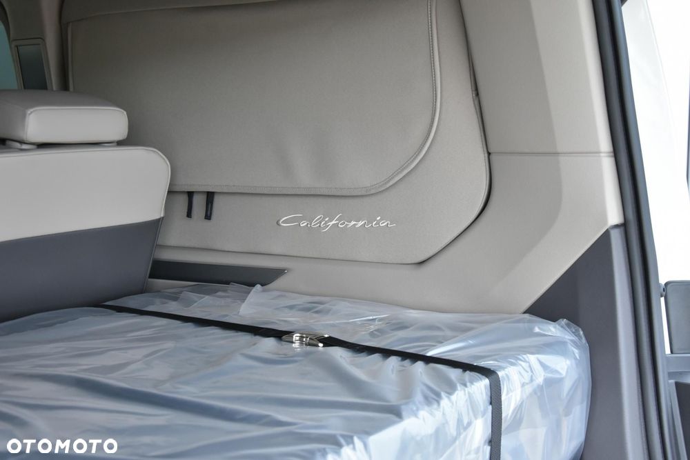 Volkswagen California - 15
