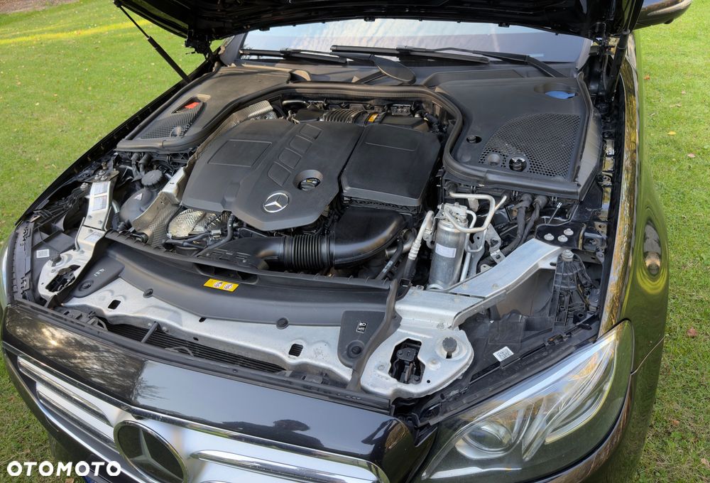 Mercedes-Benz Klasa E - 17
