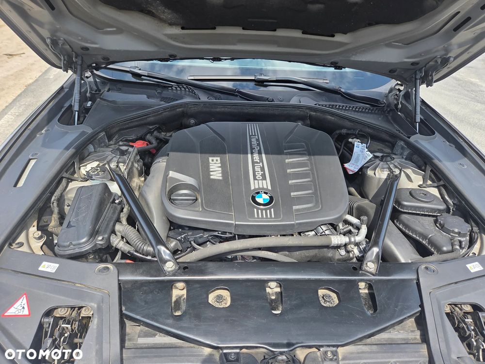 BMW Seria 5 535d xDrive - 7
