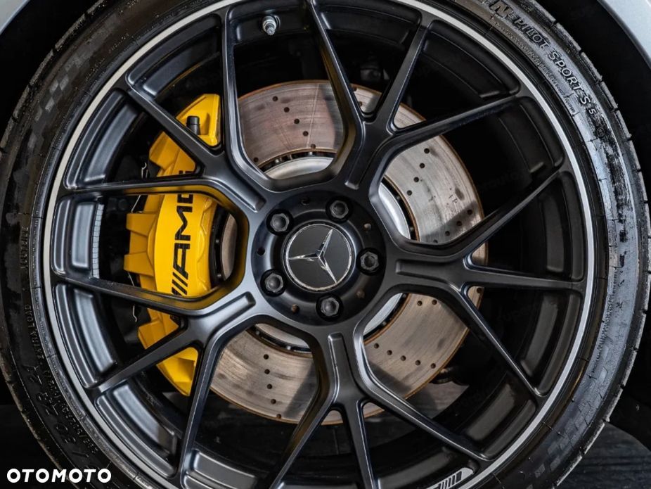 Mercedes-Benz AMG GT 63 4MATIC+ - 9