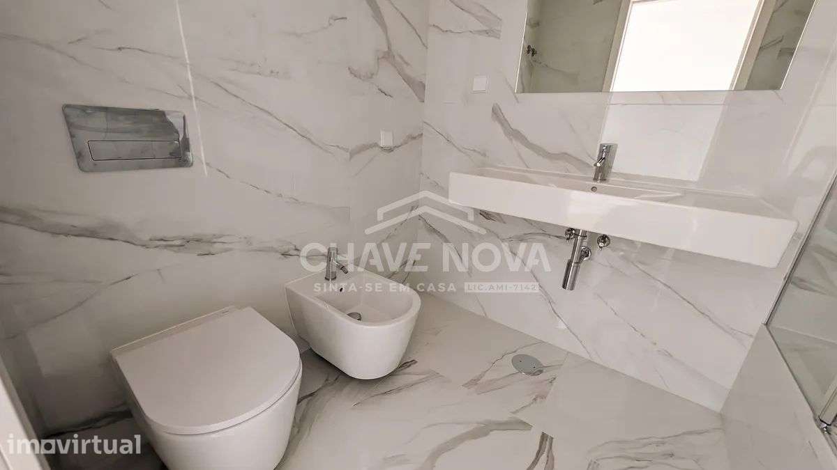 Apartamento T3 Novo c/ 2 Lugares de Garagem em Canidelo - Grande imagem: 5/35