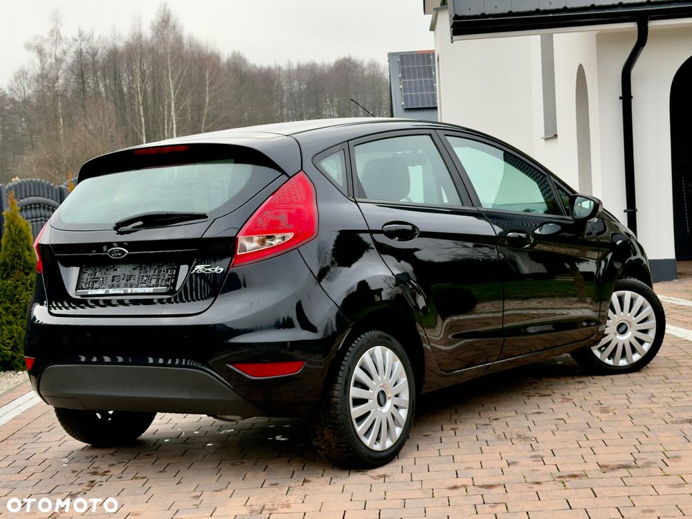 Ford Fiesta - 20