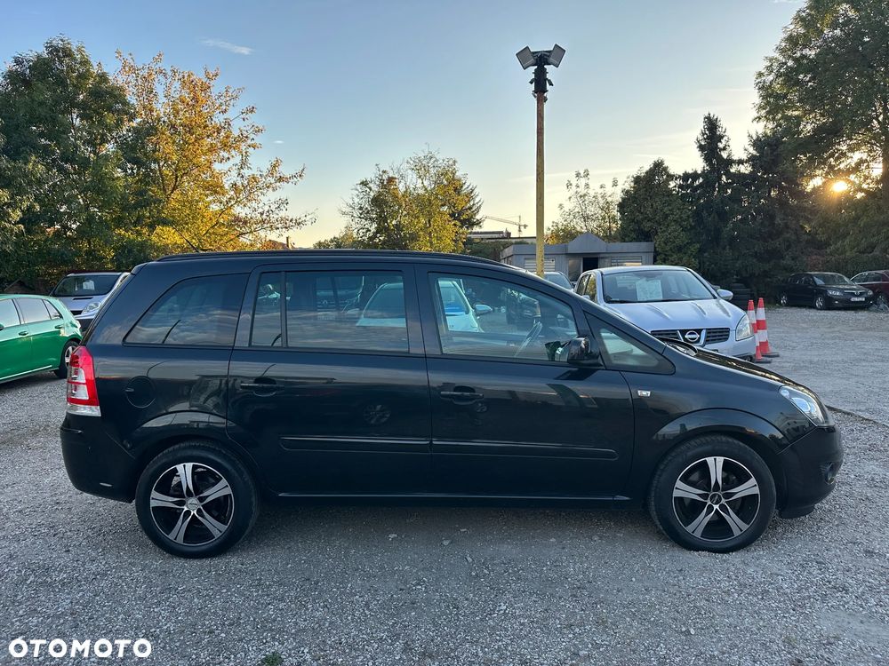 Opel Zafira - 7