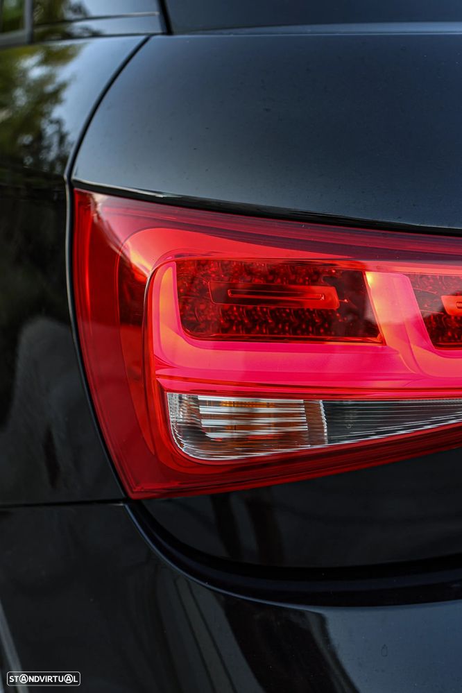 Audi A1 Sportback 1.6 TDI S-line - 28