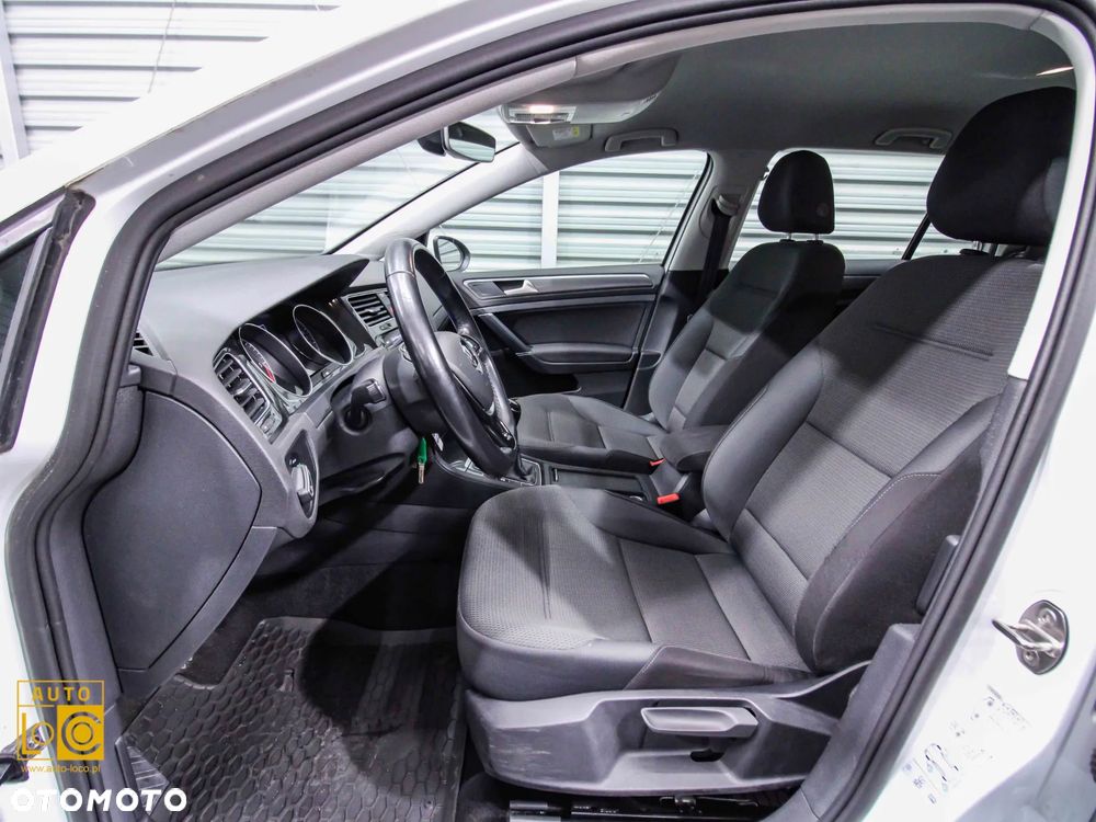 Volkswagen Golf 1.6 TDI BMT Comfortline - 12