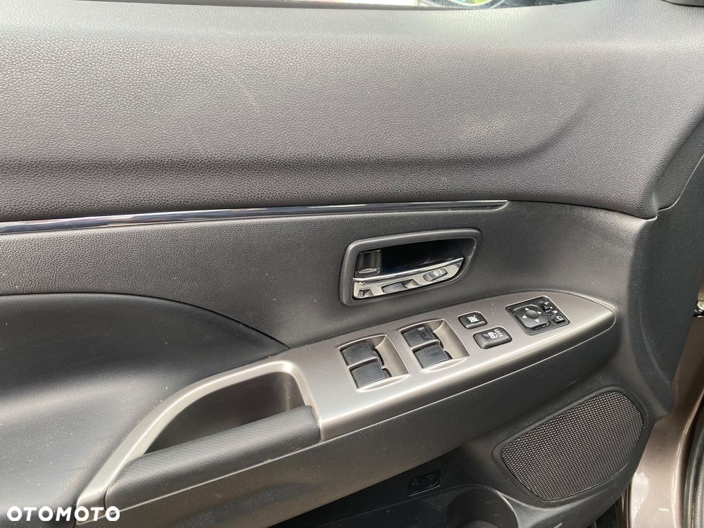 Mitsubishi ASX 1.6 ClearTec 2WD Diamant Edition+ - 36