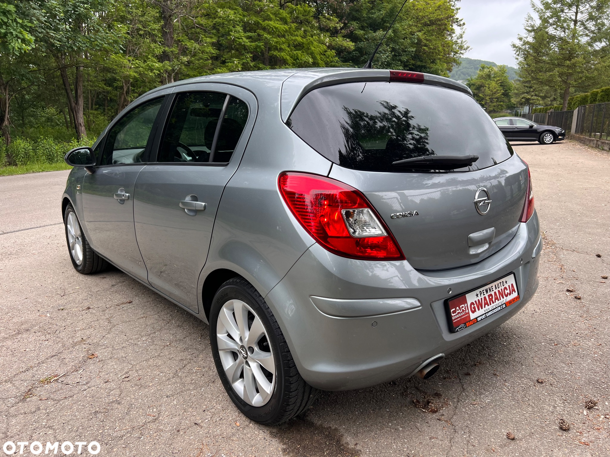 Opel Corsa 1.4 16V Cosmo - 6
